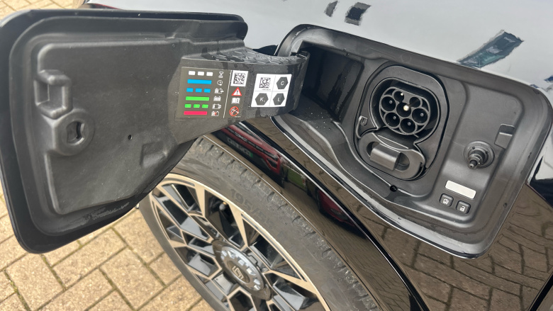 Renault 5 110kW Roland Garros + Comfort Range 52kWh 5dr Auto Electric Hatchback